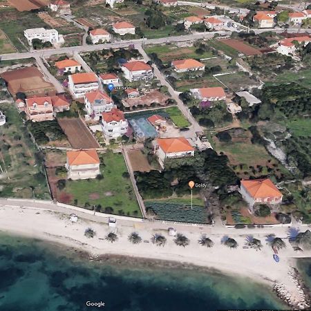 Vila Nataly โตรกีร์ ภายนอก รูปภาพ